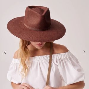 CUYANA Wide Brim Ecuador Panama Handwoven Sun Hat in Chocolate Brown